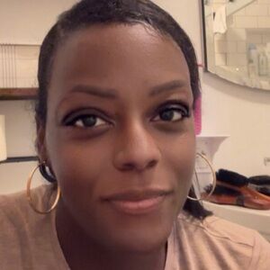 Meet your Posher, Farrah